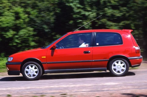 Nissan Sunny 1.4 L 1991 view 2