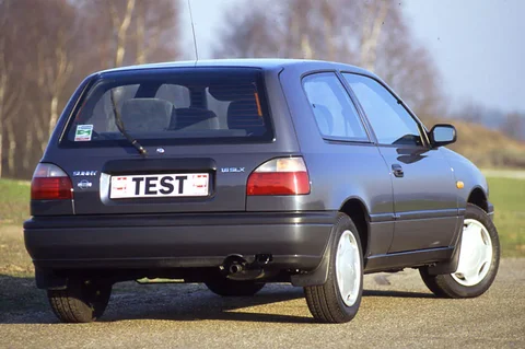 Nissan Sunny 1.4 L 1991 view 6