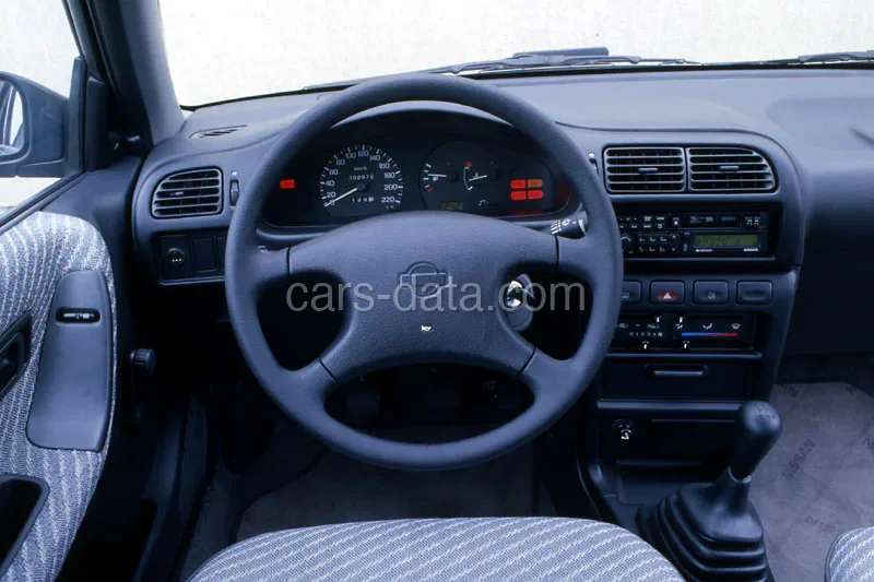 Nissan Sunny 2.0 D LX 1991 front view