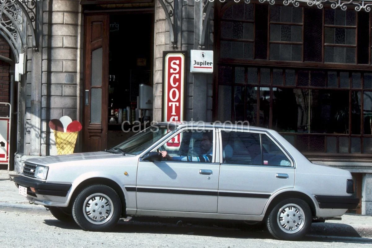 Nissan Sunny 1.5 GL 1982 front view