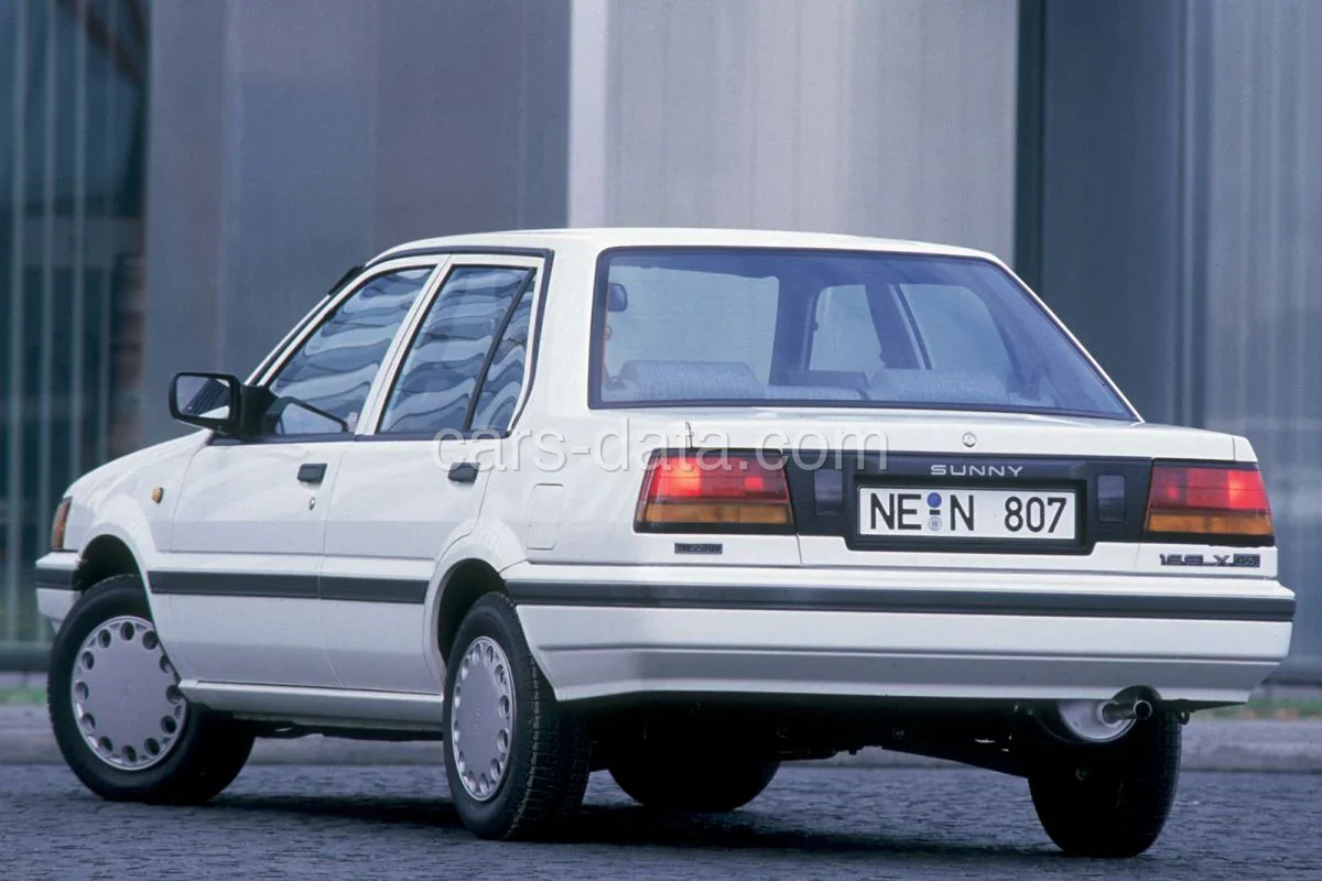 Nissan Sunny 1.6 SLX 1989 front view