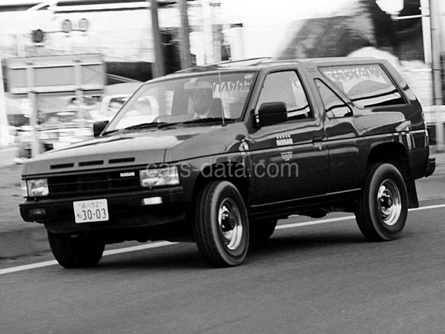 Nissan Terrano 3.0 1989 front view