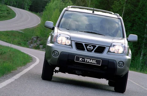 Nissan X-Trail 2.5 Elegance 2003 view 6