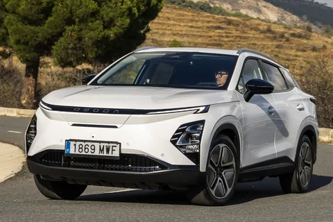 Omoda 5 EV Premium 2025 view 11