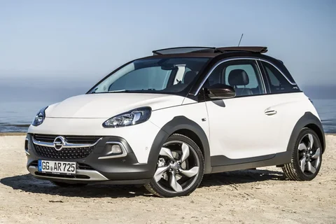 Opel Adam 1.4 87hp Rocks 2015 view 4