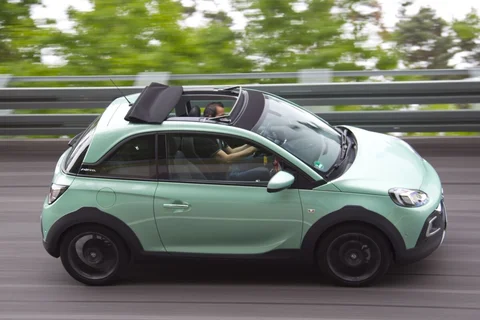 Opel Adam 1.4 87hp Rocks 2015 view 8