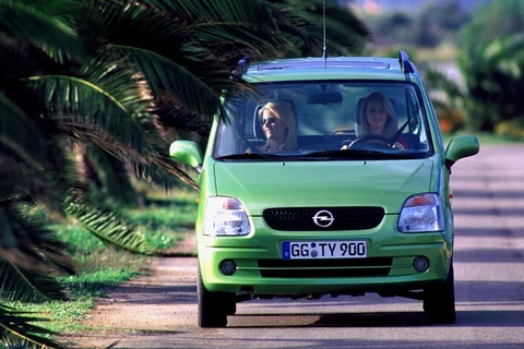 Opel Agila 1.2-16V NJoy 2003 view 9