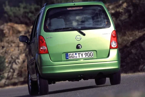 Opel Agila 1.2-16V NJoy 2003 view 11