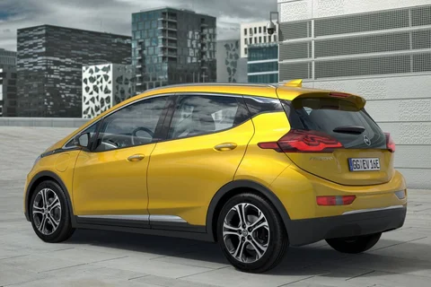 Opel Ampera-e 60kWh Business 2017 view 5