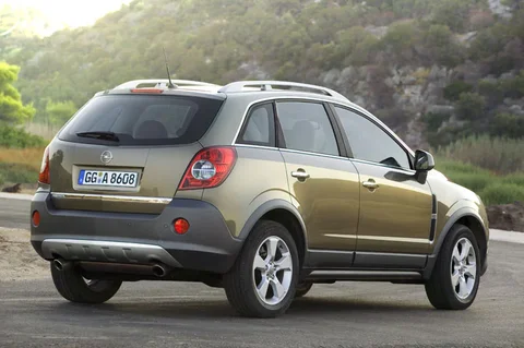 Opel Antara 2.4 Essentia 2007 view 2