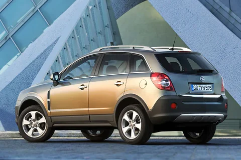 Opel Antara 2.4 Essentia 2007 view 6