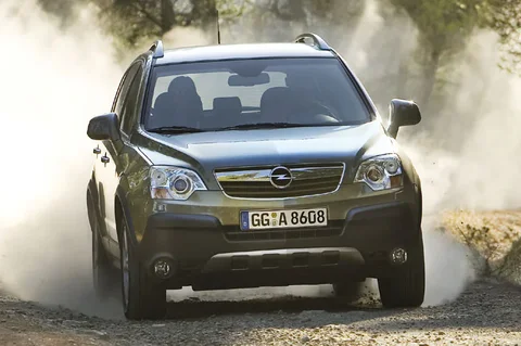 Opel Antara 2.4 Essentia 2007 view 10