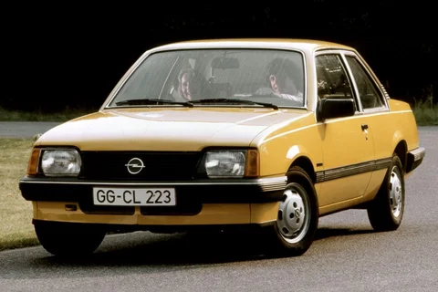 Opel Ascona 1.8 E Luxe 1982 view 2