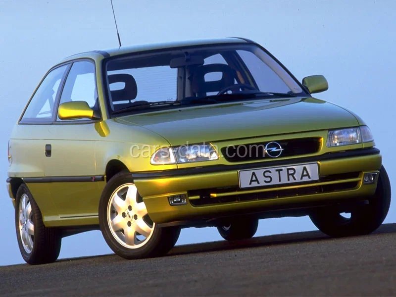 Opel Astra 1.4i GL 1994 front view