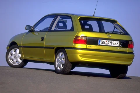 Opel Astra 1.4i GL 1994 view 2