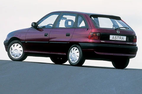 Opel Astra 1.4i GL 1994 view 4