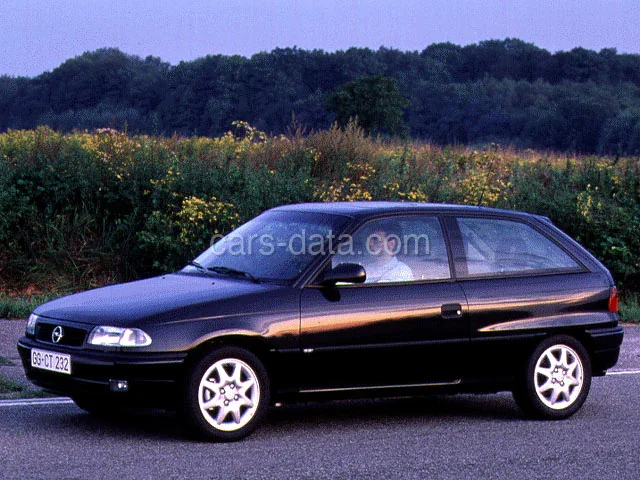 Opel Astra 2.0 GSi 16V 1994 front view