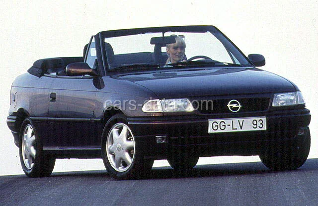 Opel Astra Cabrio 1.6i 1996 front view