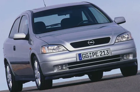 Opel Astra 1.7 DTi GL 1999 view 2