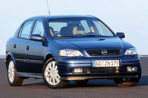 Opel Astra 1.7 CDTi GL 2003 view 2
