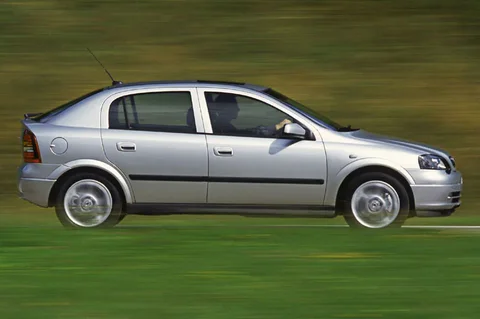 Opel Astra 1.7 CDTi GL 2003 view 5