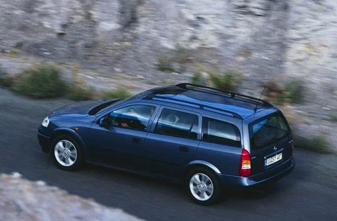 Opel Astra Estate 1.7 CDTi GL 2003 view 6