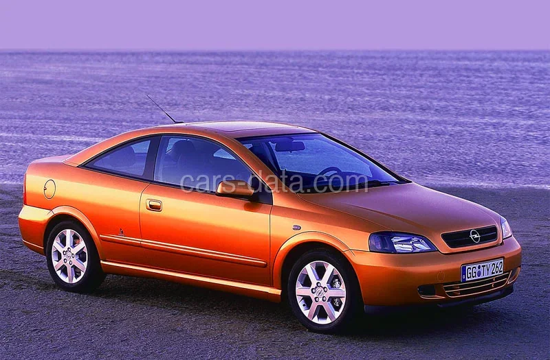 Opel Astra Coupé Turbo 2000 front view