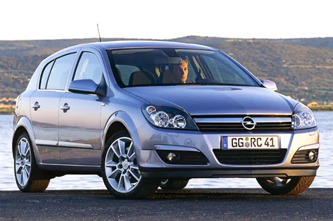 Opel Astra 1.7 CDTi 80hp Elegance 2004 view 2