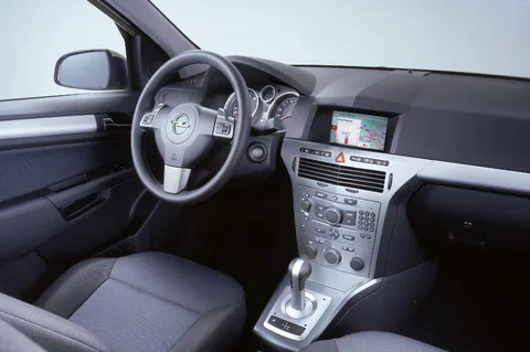 Opel Astra 1.7 CDTi 80hp Elegance 2004 view 8