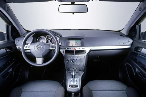 Opel Astra 1.7 CDTi 80hp Elegance 2004 view 9