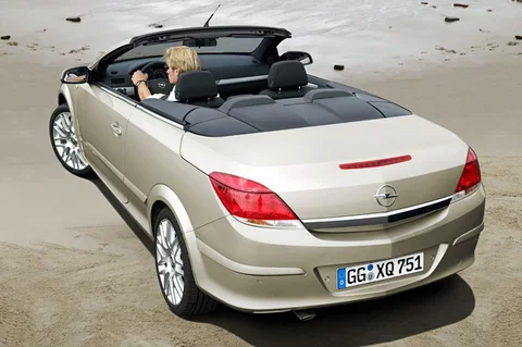Opel Astra TwinTop 1.6 Cosmo 2006 view 5