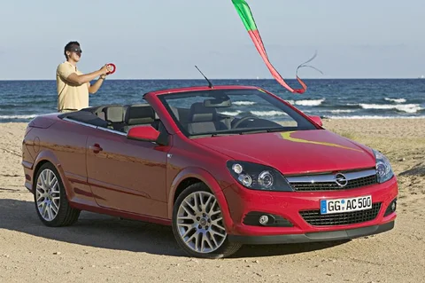 Opel Astra TwinTop 1.6 Cosmo 2006 view 8