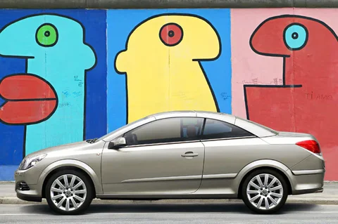 Opel Astra TwinTop 1.6 Cosmo 2006 view 9