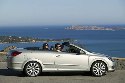 Opel Astra TwinTop 1.6 Cosmo 2006 view 12
