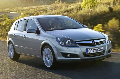 Opel Astra 1.4 Temptation 2007 view 4