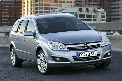 Opel Astra Estate 1.4 Temptation 2007 view 9