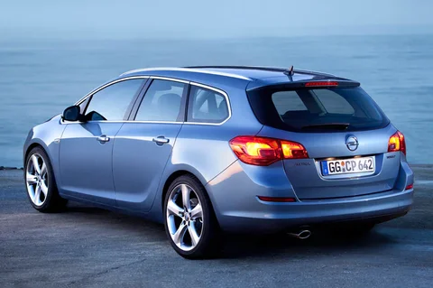 Opel Astra Sports Tourer 1.6 Selection 2010 view 8