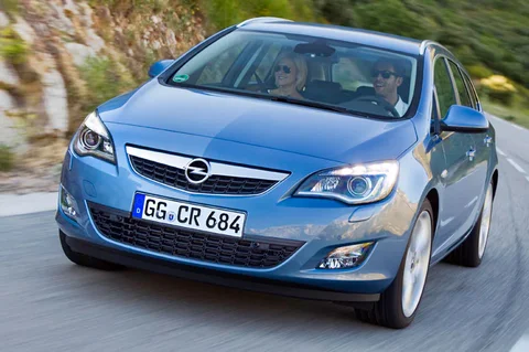 Opel Astra Sports Tourer 1.6 Selection 2010 view 11