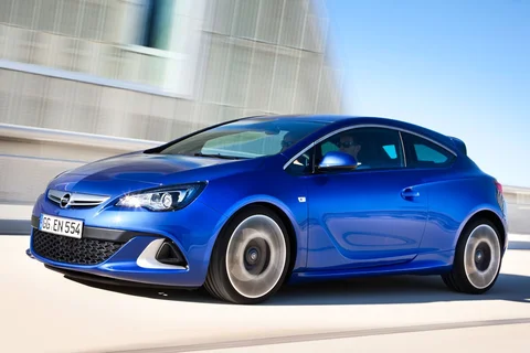 Opel Astra GTC 2.0 Turbo OPC 2012 view 9