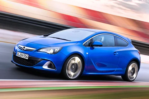 Opel Astra GTC 2.0 Turbo OPC 2012 view 10