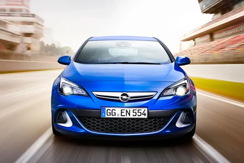 Opel Astra GTC 2.0 Turbo OPC 2012 view 12