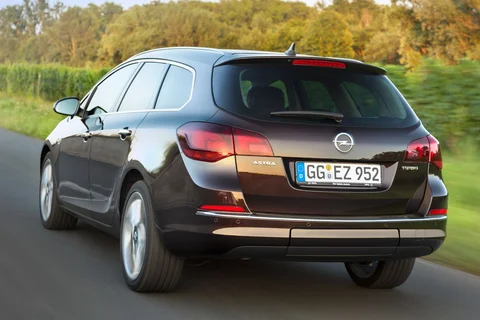 Opel Astra Sports Tourer Van 1.6 CDTI 110hp ecoFLEX Design E. 2014 view 9