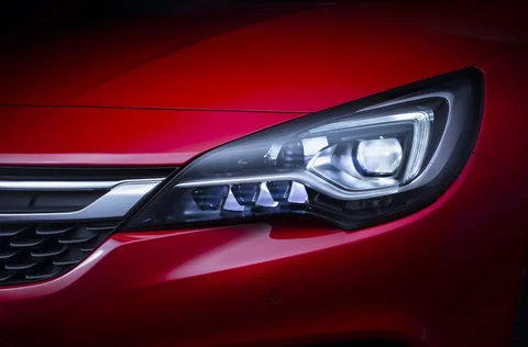Opel Astra 1.0 Turbo Selection 2015 view 4