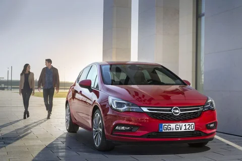 Opel Astra 1.0 Turbo Selection 2015 view 9