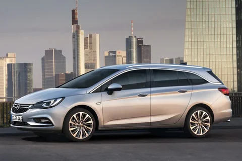 Opel Astra Sports Tourer 1.6 CDTI 110hp Edition 2016 view 9