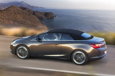 Opel Cascada 2.0 CDTI 170hp Cosmo 2015 view 2