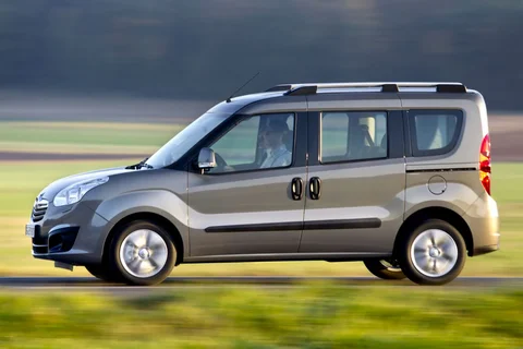 Opel Combo Tour L1H1 1.4 ecoFLEX Selection 2012 view 5