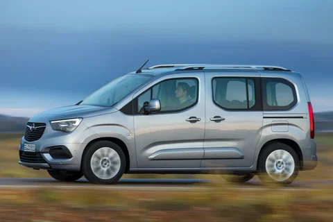 Opel Combo Life L2H1 1.2 Turbo 110hp Edition 2020 view 11