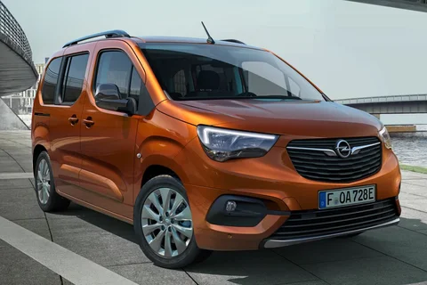 Opel Combo Combo-e Life L1H1 50kWh Edition 2021 view 2