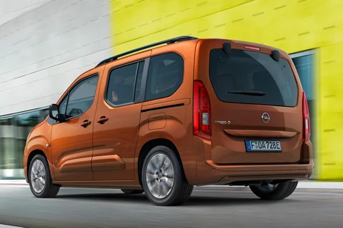 Opel Combo Combo-e Life L1H1 50kWh Edition 2021 view 5